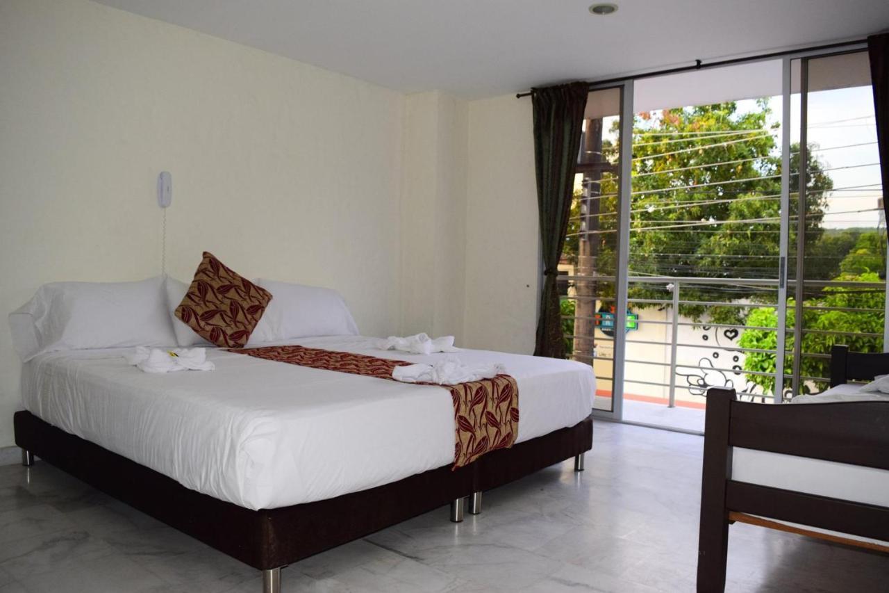 Blue Star Hotel 梅尔加 外观 照片