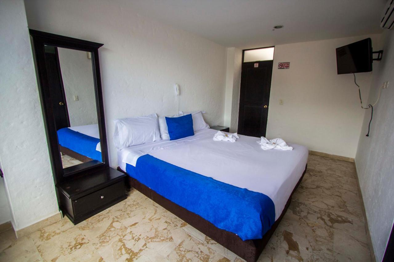 Blue Star Hotel 梅尔加 外观 照片
