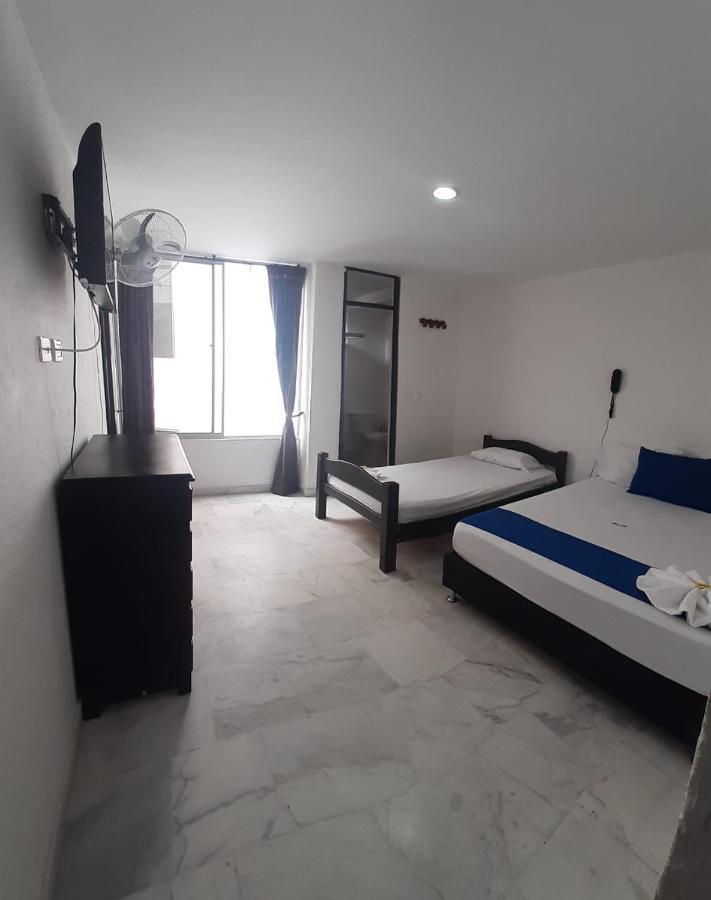 Blue Star Hotel 梅尔加 外观 照片