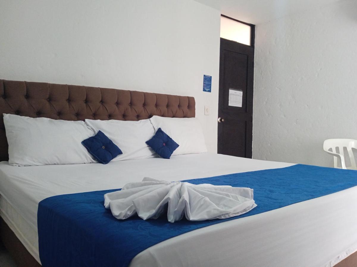 Blue Star Hotel 梅尔加 外观 照片