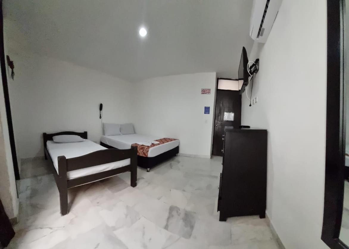 Blue Star Hotel 梅尔加 外观 照片