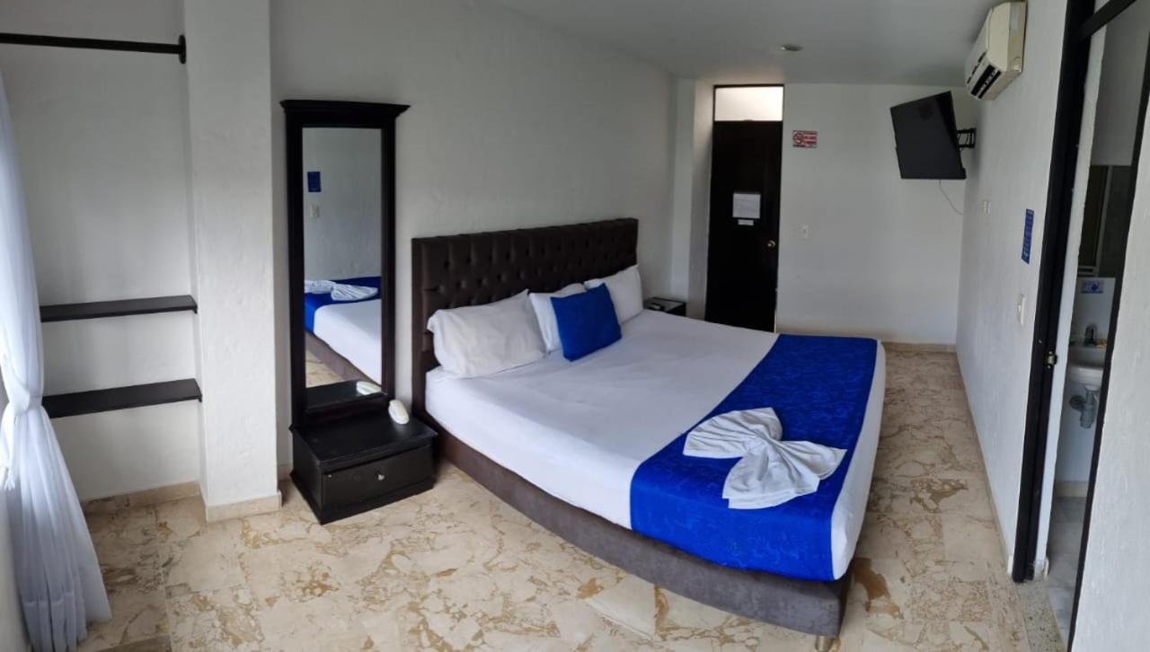 Blue Star Hotel 梅尔加 外观 照片