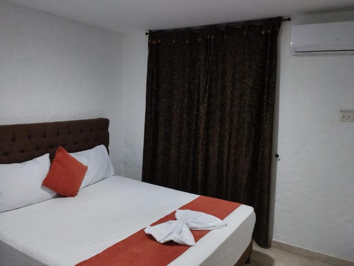 Blue Star Hotel 梅尔加 外观 照片