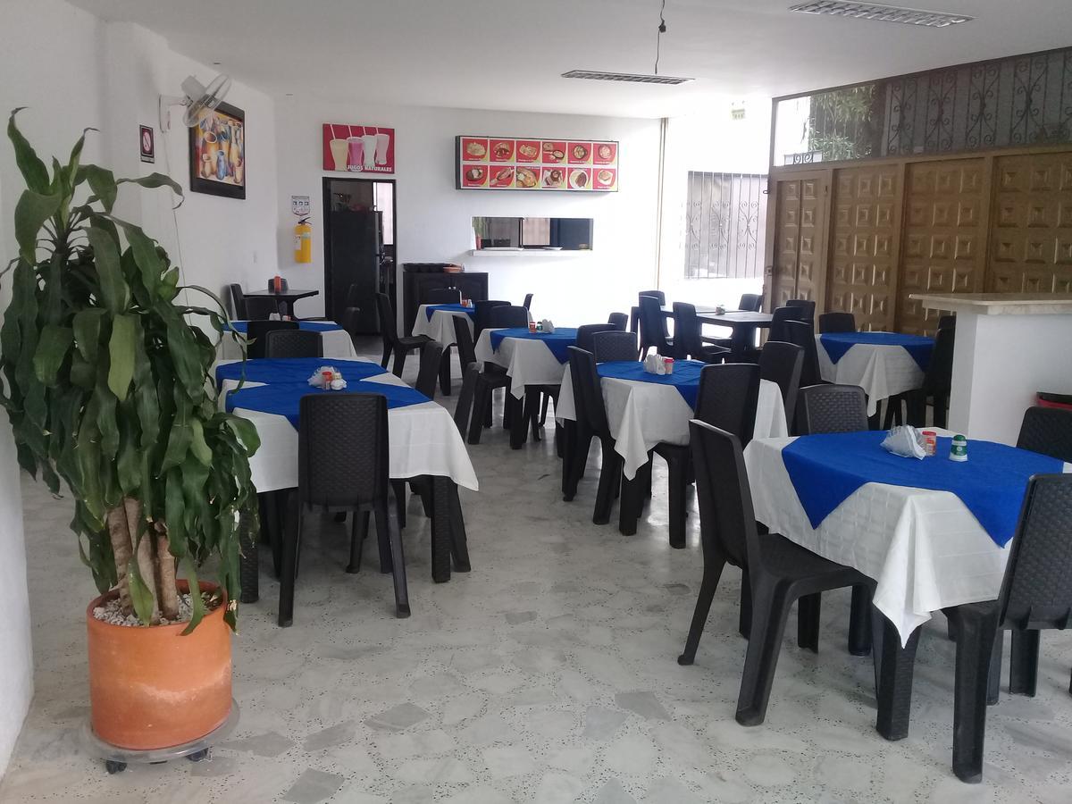 Blue Star Hotel 梅尔加 外观 照片
